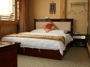 Shangrila Tibetan Family Inn