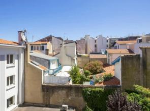 Homey 1-bedroom w balcony close to the beaches of Biarritz Welkeys