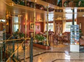 Regis Hotelschiff Dusseldorf 3