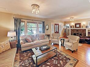 New Listing! Lovely & Spacious Home, Near Lake home