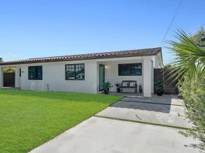 Dania Beach Unit 1 in Dania Beach