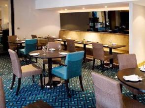 Menzies Hotels London Gatwick - Chequers