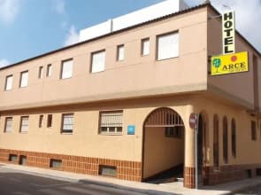 Hotel Arce