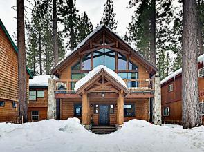 5BR 4BA Lake Tahoe Luxury Vacation Rental by RedAwning