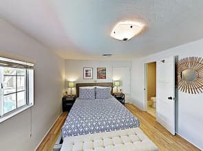 New Listing! All-suite Oasis W/ Casita, Pool & Spa 3 Bedroom Home
