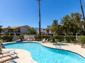 Desert Rose- Condo With Pool and Tennis Courts