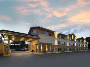 Super 8 by Wyndham Minot Airport
