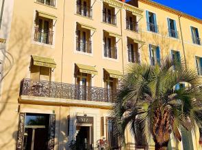 Hotel Cafe Glacier Le XIX