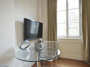 Uber A Stately Mayfair Residence