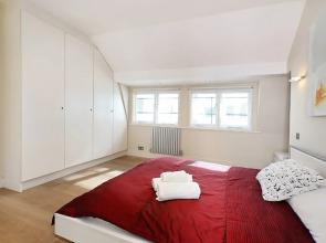 Trafalgar Square - Piccadilly Circus Apt