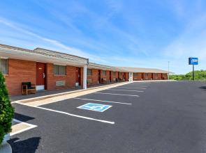 Americas Best Value Inn Belleville