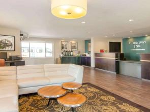 Quality Inn & Suites Airport