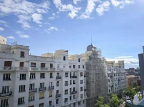 M Sen1692 Amplio Apartamento con Balc n en Calle