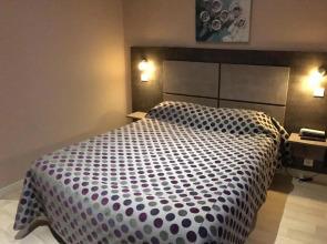 Hôtel des Voyageurs