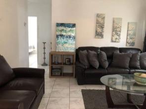 Beach only 4 miles away 2BR-1BTH w pool