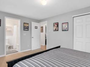 Seattle Vacation Home: The Big Top