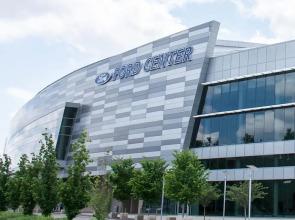 Holiday Inn Express & Suites Evansville Downtown