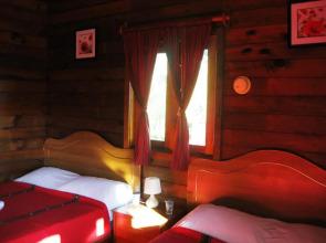 Mar Marine Yacht Club