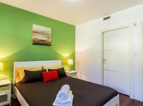 Sobe Modern Deco Apartment