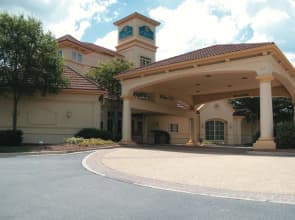 La Quinta Inn & Suites Raleigh Cary