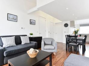 Deluxe London Bridge Apartment