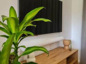 Coastal 3-bedroom home close by the beach