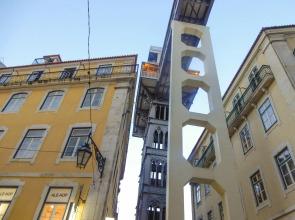 LV Premier Chiado CH4 Spacious Central Elevator