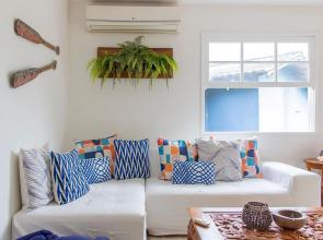 Casa em Angra do Reis c/ 4 suítes com Praia Privativa.