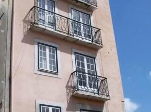 Alfama River Apartments