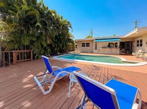 Waterfront Florida Vibes and Views - King Bed