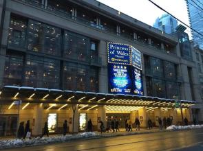 Trendy Modern 1 Bedroom Flat in the Heart of Downtown