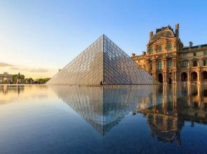 Luxury 3 Bedroom 2 Bathroom Loft - Louvre Museum