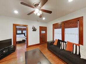 2BR Casa Travis Heights by RedAwning