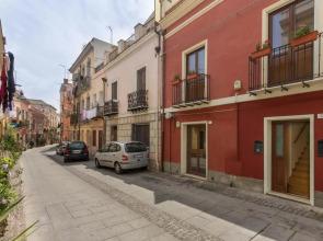 Domus de Silva - Elegante appartamento a due passi dai luoghi storici della città di Cagliari