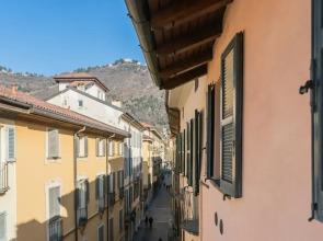 Domus 3 in Como in Como