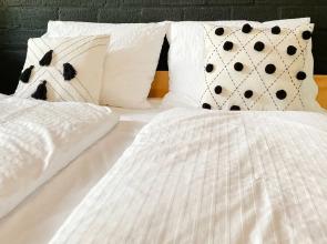 Holiday Home Rheezerveen With Sauna & Hot Tub