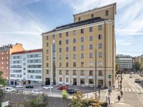 Helsinki Tower Penthouse 1 BR and Loft with 360-degree Views