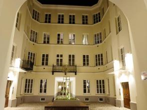 Apartment In the Heart of Warsaw