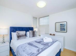 Luxury 2BR + 100 Walkscore | Theatre District | Evonify