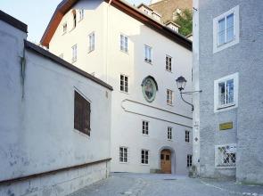 Townhouse Weisses Kreuz