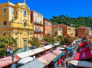 BH - OPÉRA1 - 4 people close Promenade Old Town