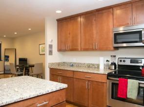 Charming 2BR in Brookline by Sonder