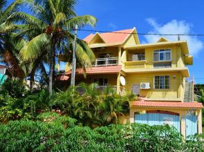 Harold et Maryse Holiday Apartments