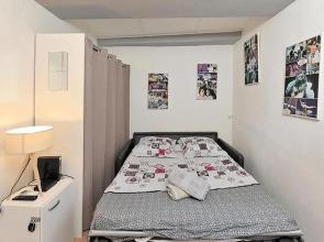 Studio 500 metres from the BEACH