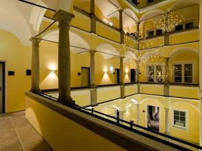 Motel One Linz - Hauptplatz