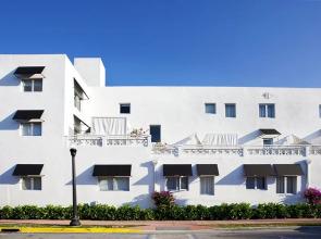 Blanc Kara - Adults Only