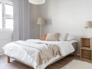 Fully renovated 3br apartment with sauna