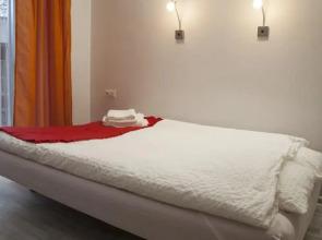 Cozy Microloft (2nd fl)