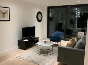 Amazing Apart. -City Airport and Excel 2