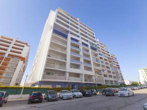 B44 - Alto do Quintao Central Apartment